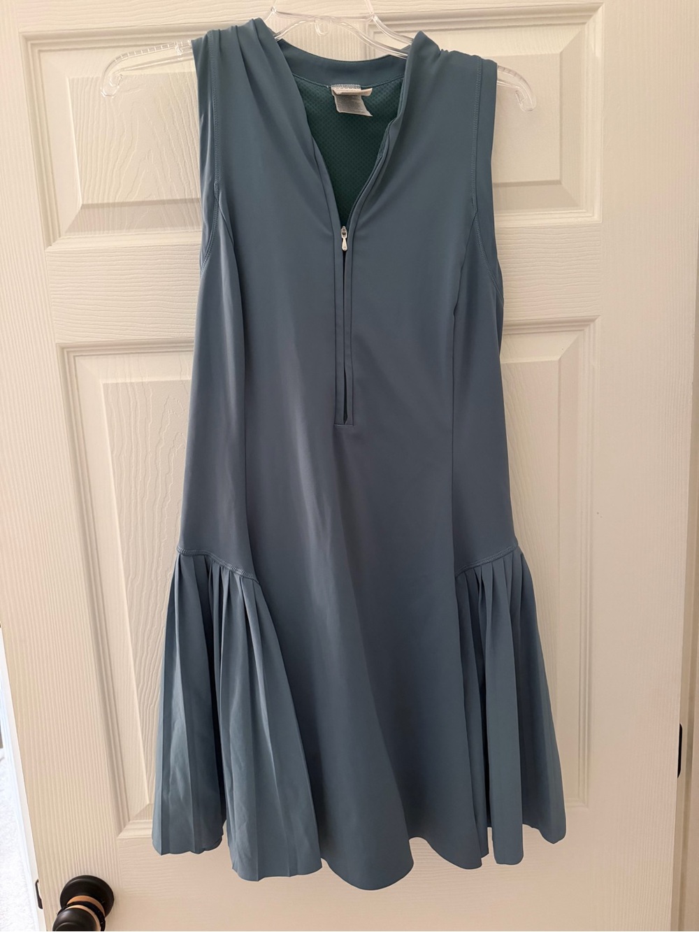 Sleeveless Blue Zip-Front Women’s Tennis Dress